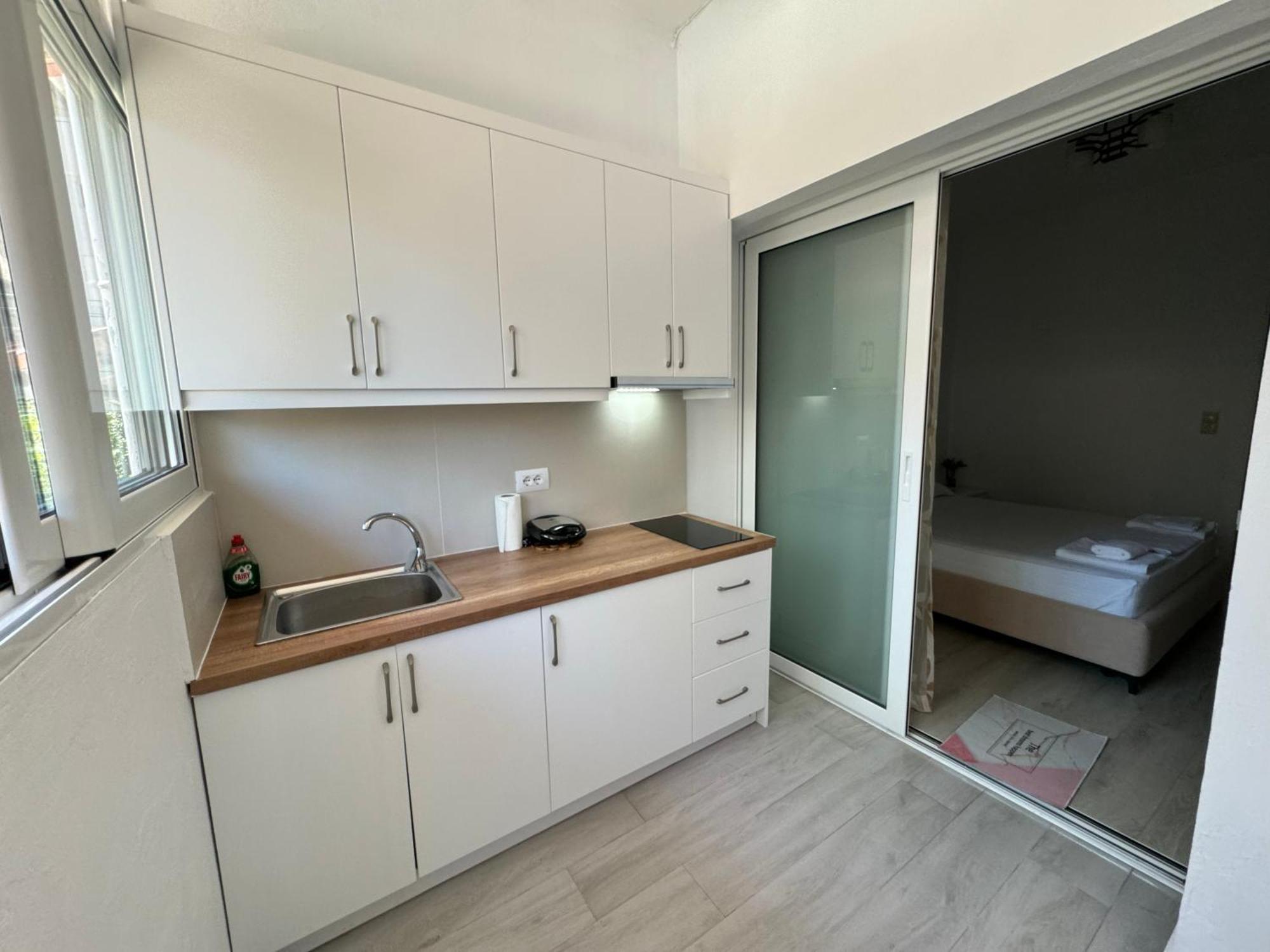 Dadaj Apartments Саранда Екстер'єр фото