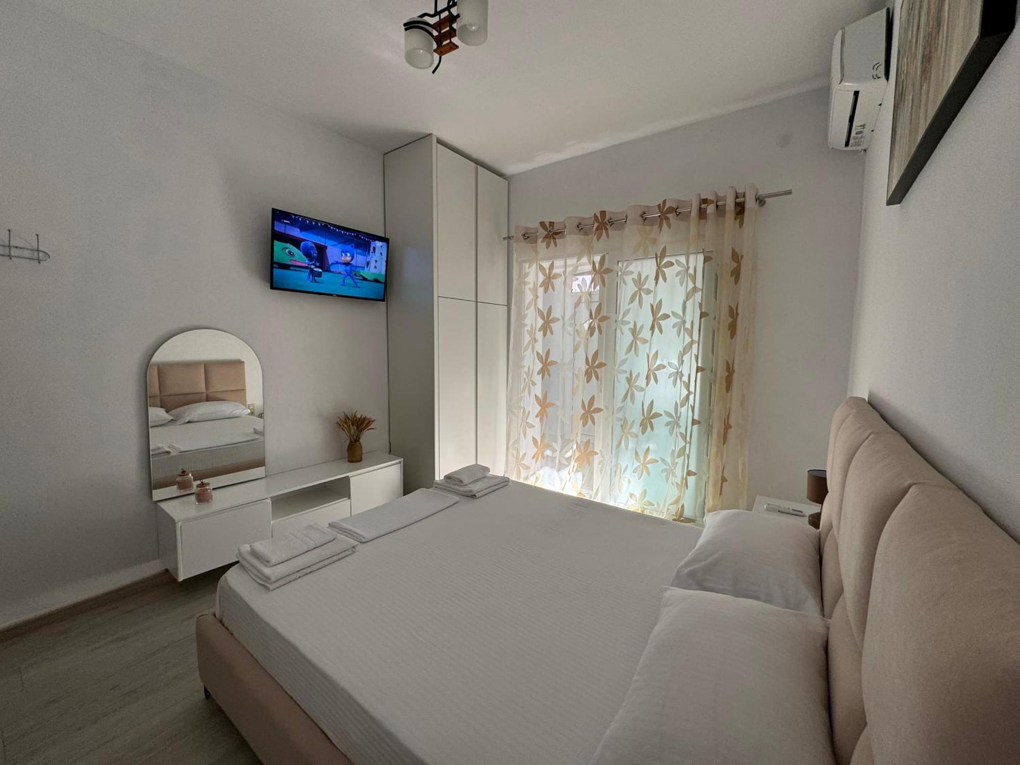 Dadaj Apartments Саранда Екстер'єр фото
